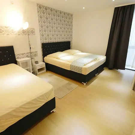 Hotel Hr *