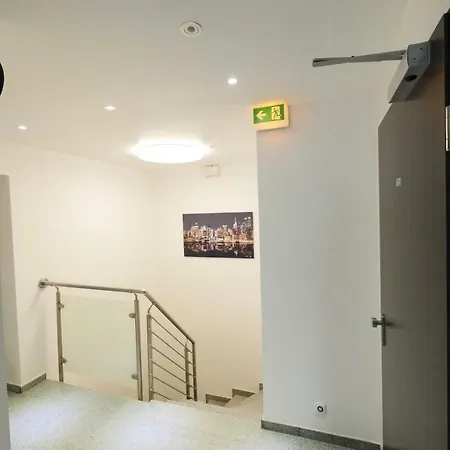 Hr Hotel