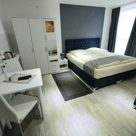 Hr Hotel
