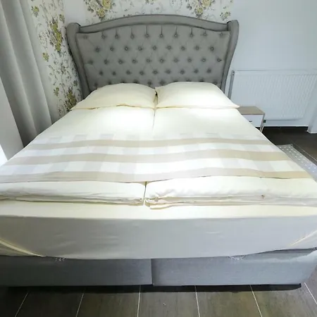 Hotel Hr *